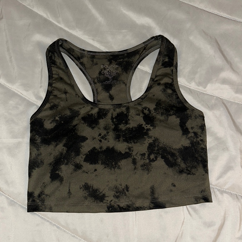 EVOLUTION AND CREATION tank
